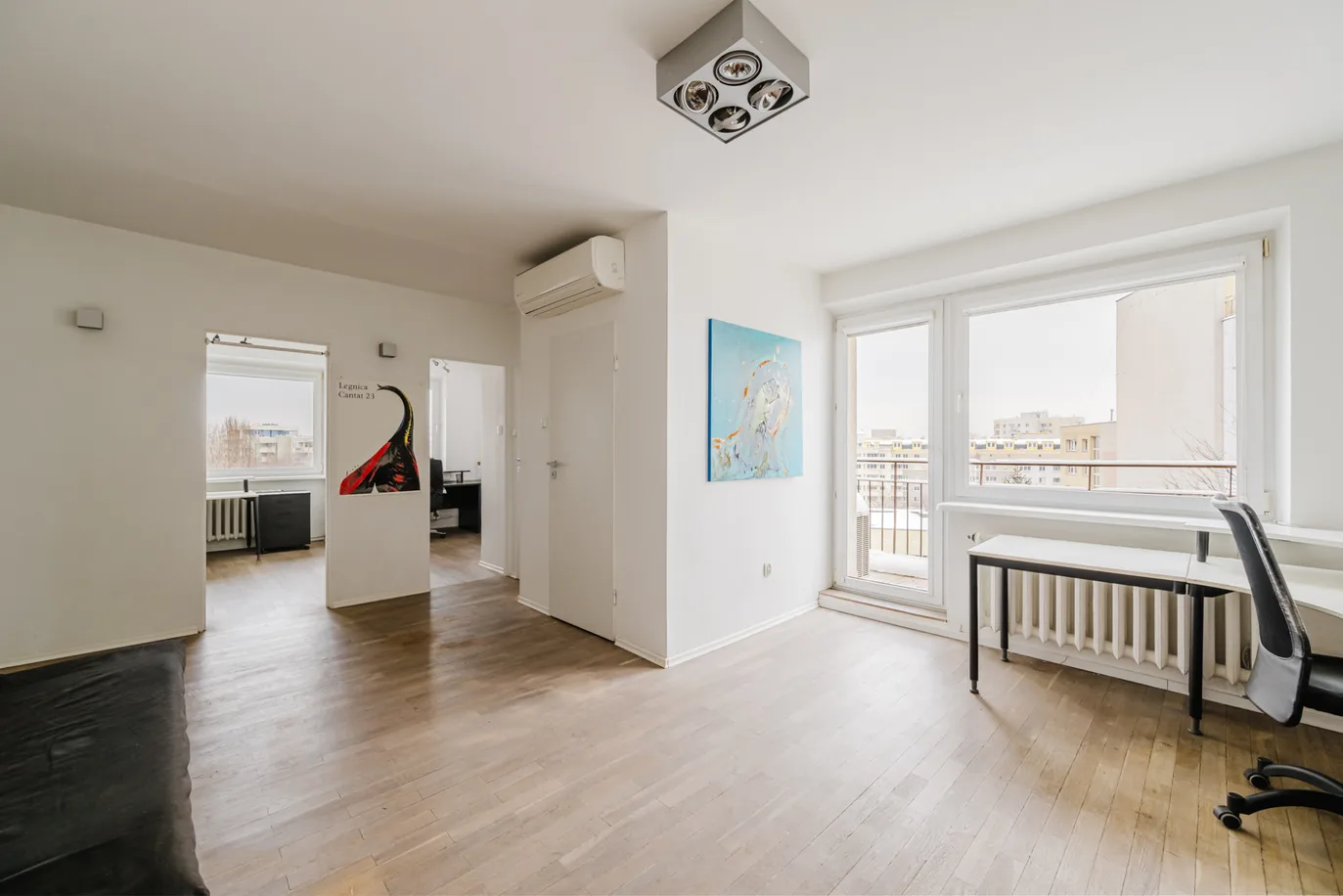 Duplex apartment | ideal for an office | metro