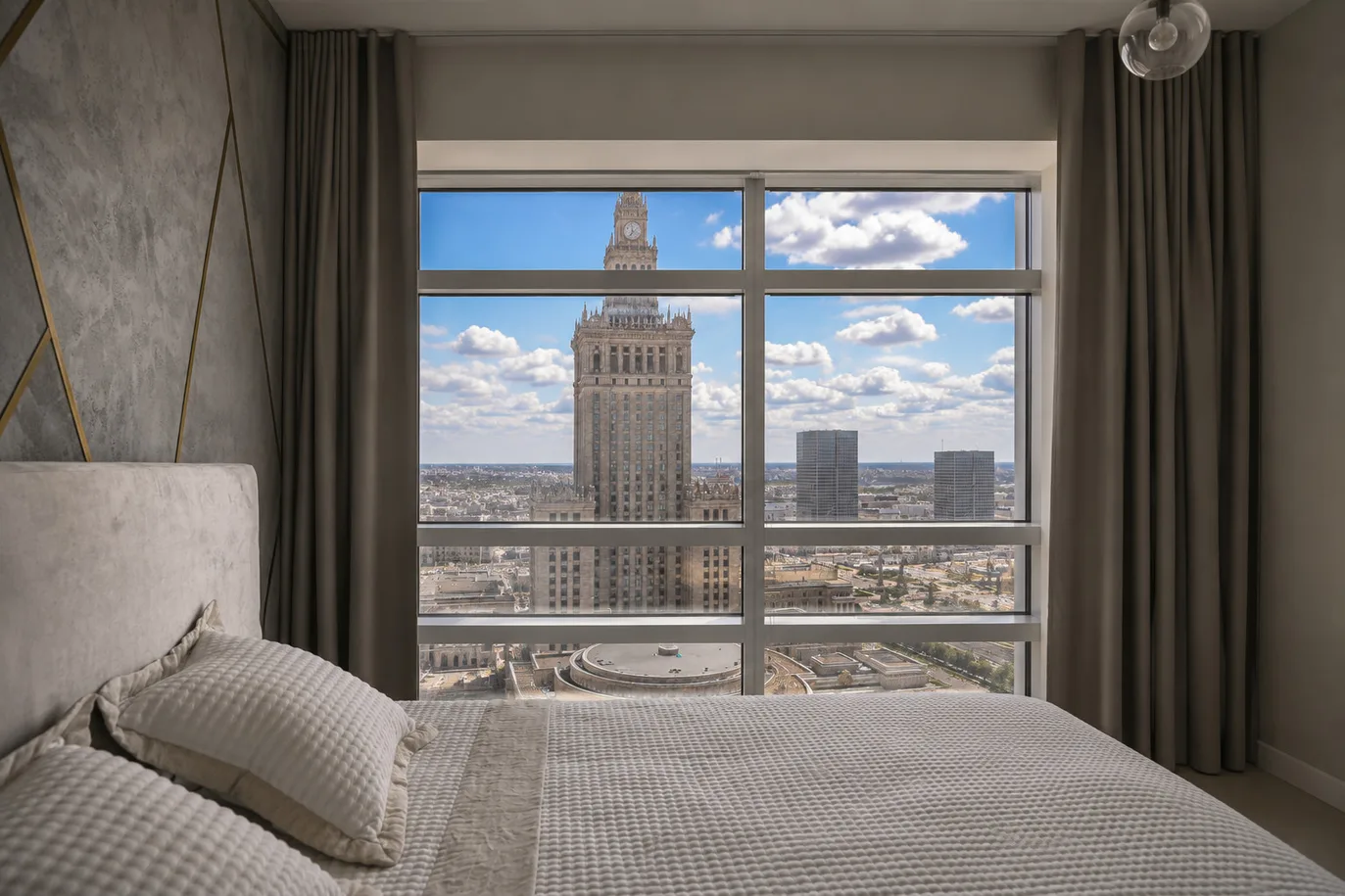 Ready to Move In: Exclusive Apartment