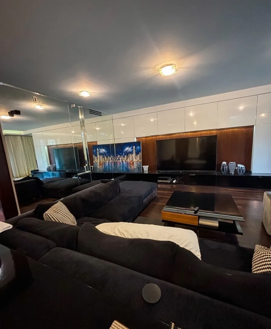 A luxury apartment in Powiśle