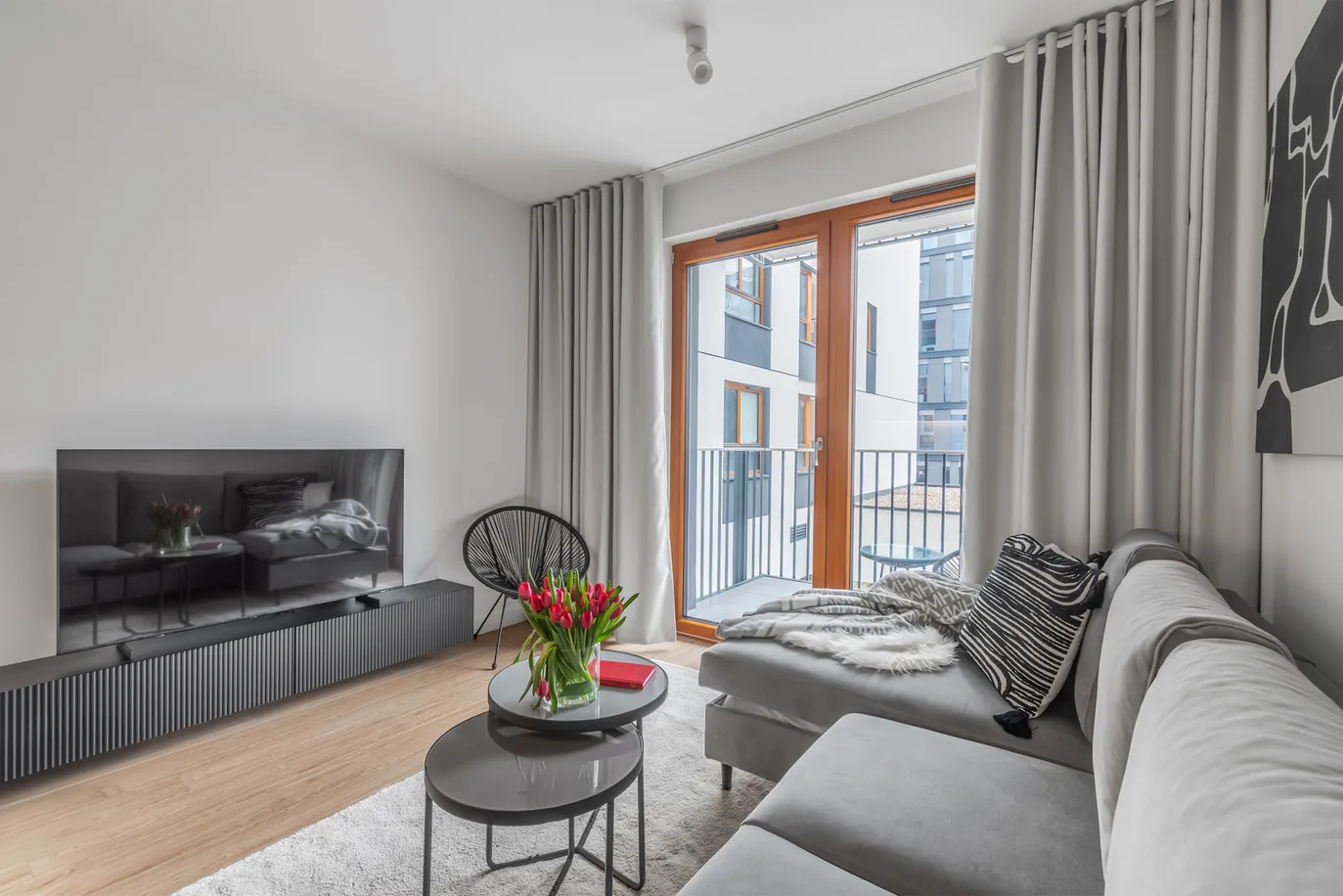 Three-room apartment near Westfield Mokotów