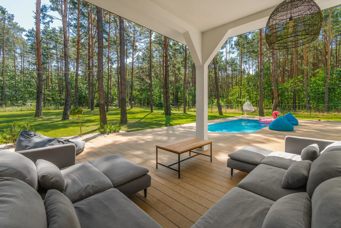 Modern residence with a swimming pool
