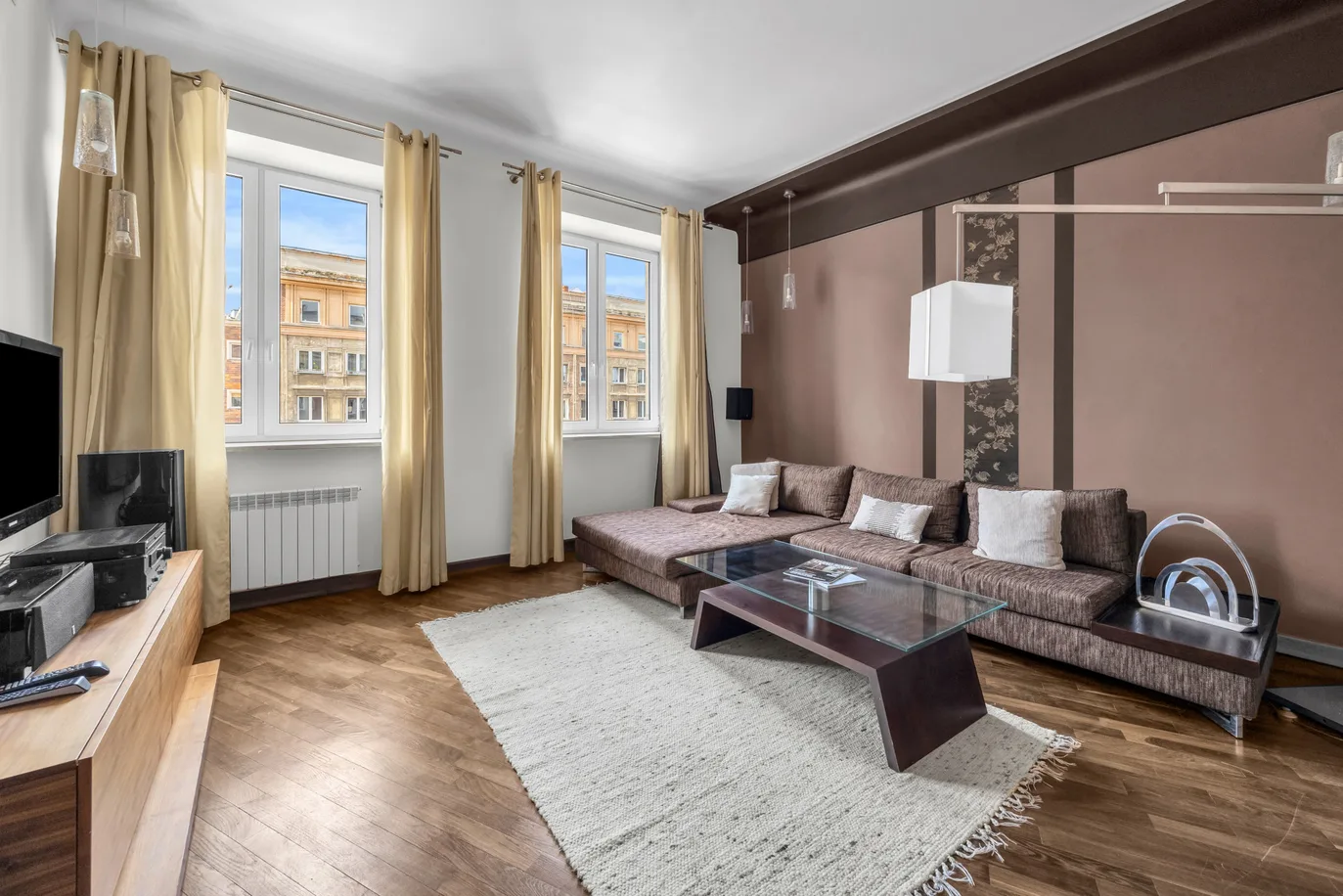 Tenement apartment in a prime location | 3 rooms