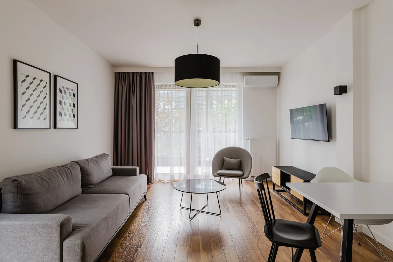 2- bedroom apartment | Grzybowska 85