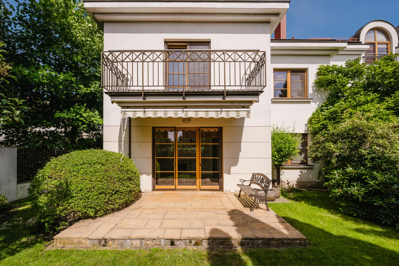 House in a gated community | 5 bedrooms