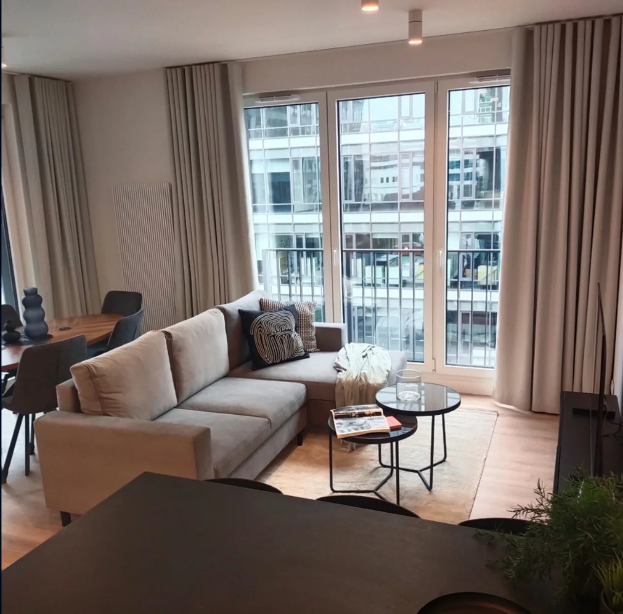 Three-room apartment near Westfield Mokotów