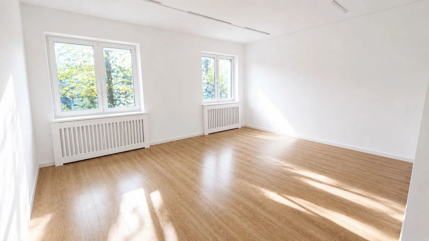 Powiśle | 93m | Bright office or service space