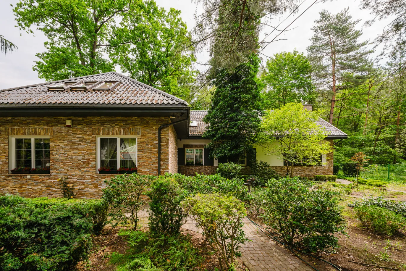 Spacious house in Zalesie Górne