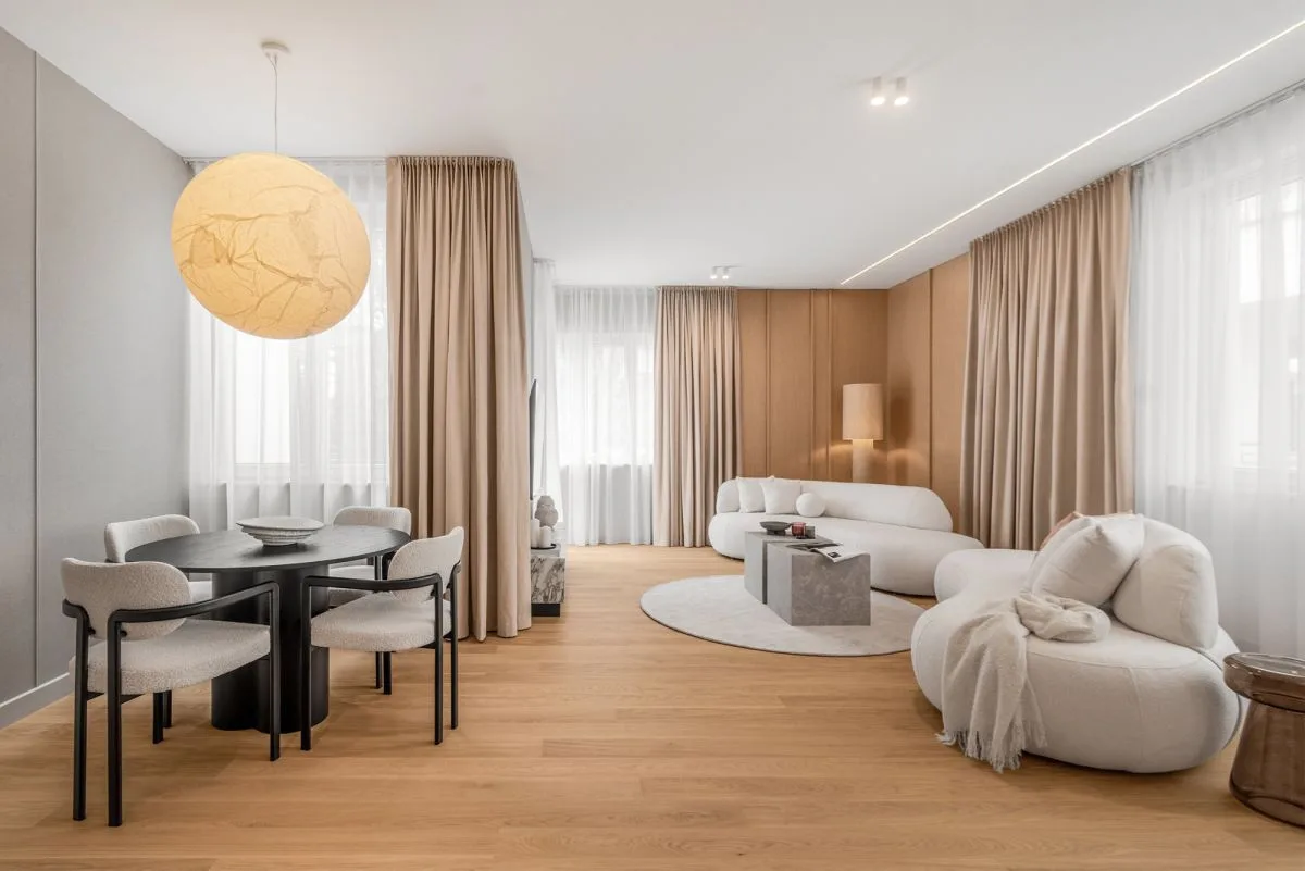 Stylish Apartment with Terrace near Park