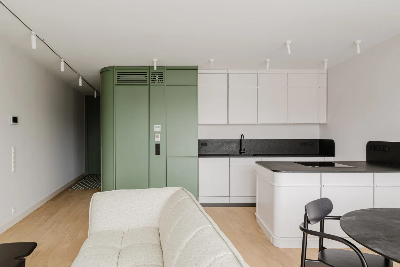 Stylish 2-Bedroom Apartment in Praga-Północ