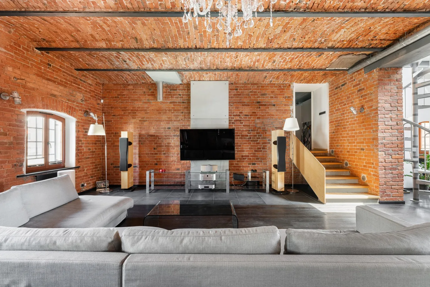 Modern and stylish loft in Wilanów