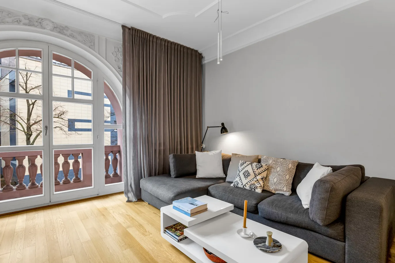 Elegant, fully furnished apartment for rent