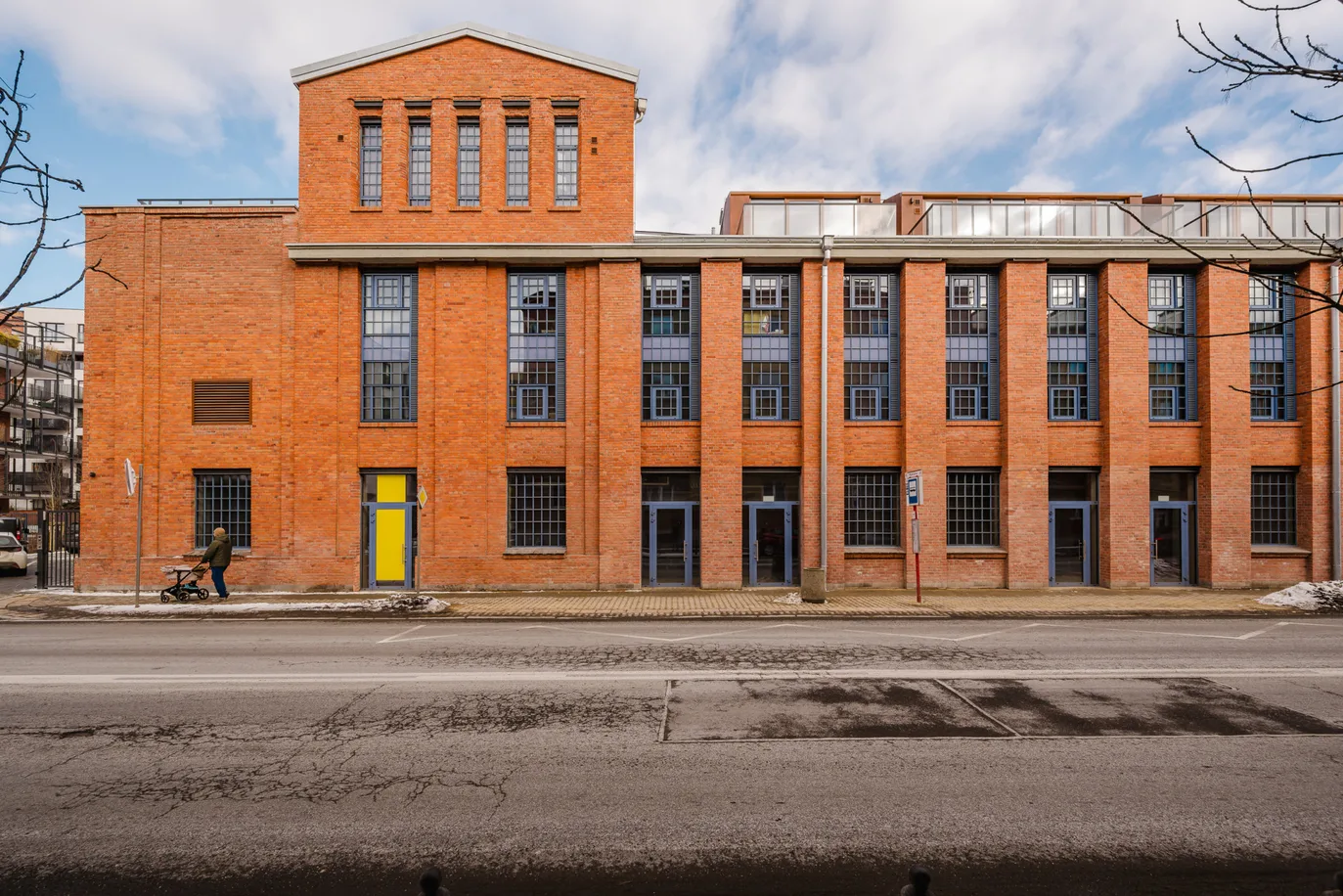 Commercial Unit for Rent